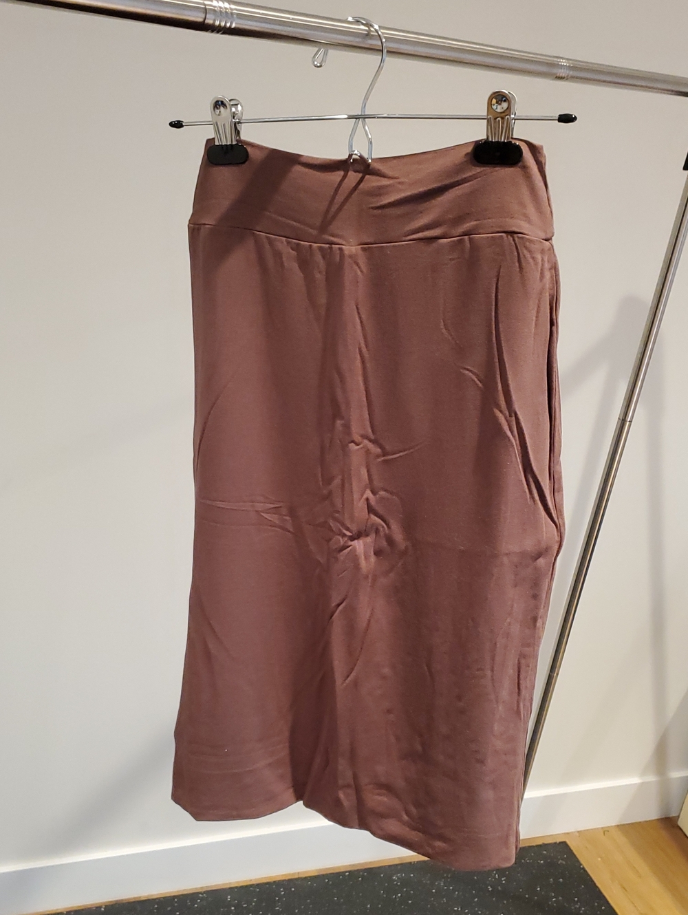 Lilikoi - Women's Brown Fitted Midi Skirt - Classic Pull-On Style